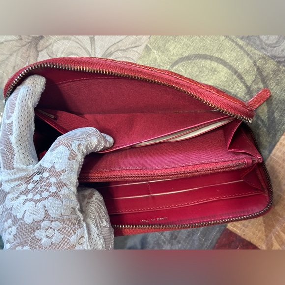 Chanel Shiny Matelasse Quilted Caviar Red Zip long Wallet - Picture 7 of 17